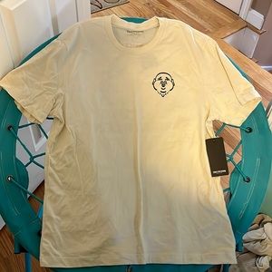 True Religion Men’s T-Shirt | X-Large | Creamish Color |